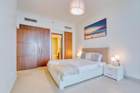 Apartment de 2 dormitorios en Burj Vista, UAE No. 88418 13