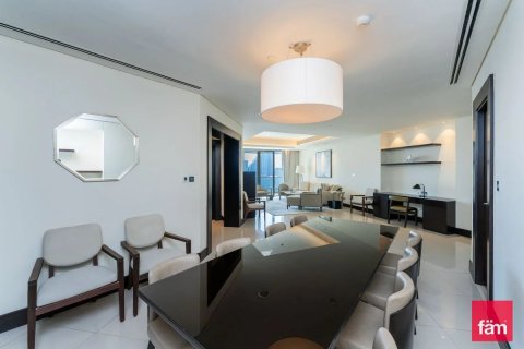 Appartement de 2 chambres à Downtown Dubai (Downtown Burj Dubai), UAE No. 90470 3