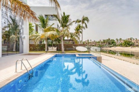 Villa de 6 dormitorios en Palm Jumeirah, UAE No. 88141 3
