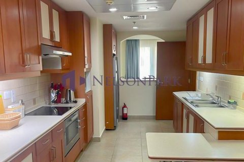 3 bedrooms Apartment in Doha, Qatar No. 58568 5
