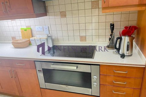 3 bedrooms Apartment in Doha, Qatar No. 58568 6