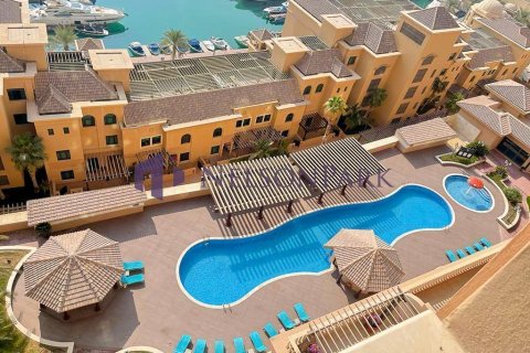 3 bedrooms Apartment in Doha, Qatar No. 58568 10
