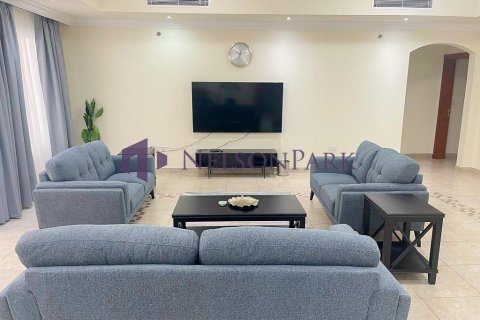3 bedrooms Apartment in Doha, Qatar No. 58568 1