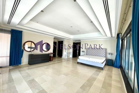 5 bedrooms Penthouse in Doha, Qatar No. 58569 16