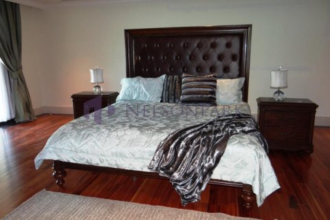 5 bedrooms Penthouse in Doha, Qatar No. 58569 4