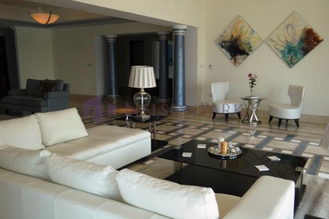 5 bedrooms Penthouse in Doha, Qatar No. 58569 21