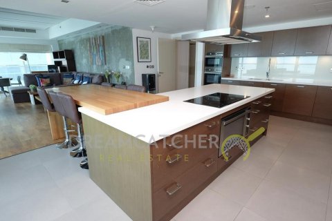 Квартира с 3 спальнями в Дубай Марина, ОАЭ №95726 12