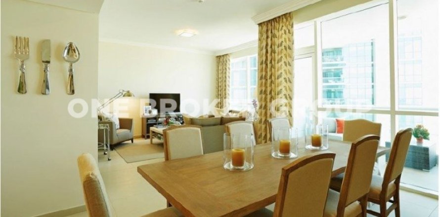 Appartement de 2 chambres à Dubai, UAE No. 95690