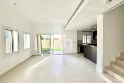 Villa de 3 dormitorios en Serena, UAE No. 90421 6