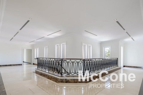 5 bedrooms Villa in Emirates Hills, UAE No. 74490 18