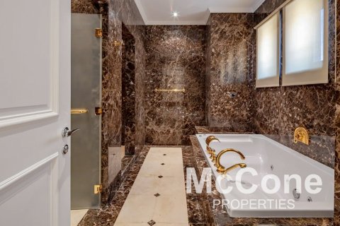 5 bedrooms Villa in Emirates Hills, UAE No. 74490 24