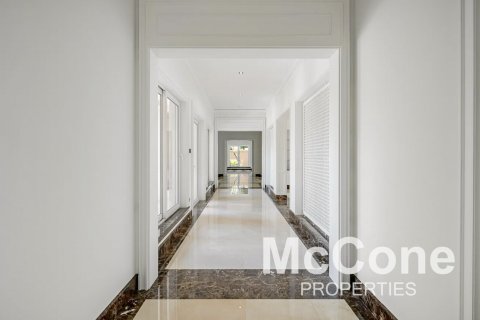 5 bedrooms Villa in Emirates Hills, UAE No. 74490 21