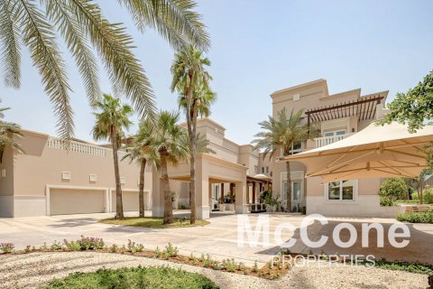 5 bedrooms Villa in Emirates Hills, UAE No. 74490 3