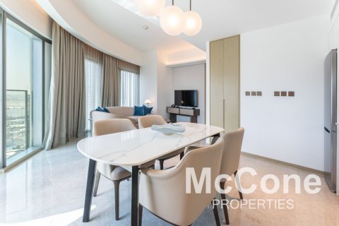 Apartment de 2 dormitorios en Address Harbour Point, UAE No. 74476 5