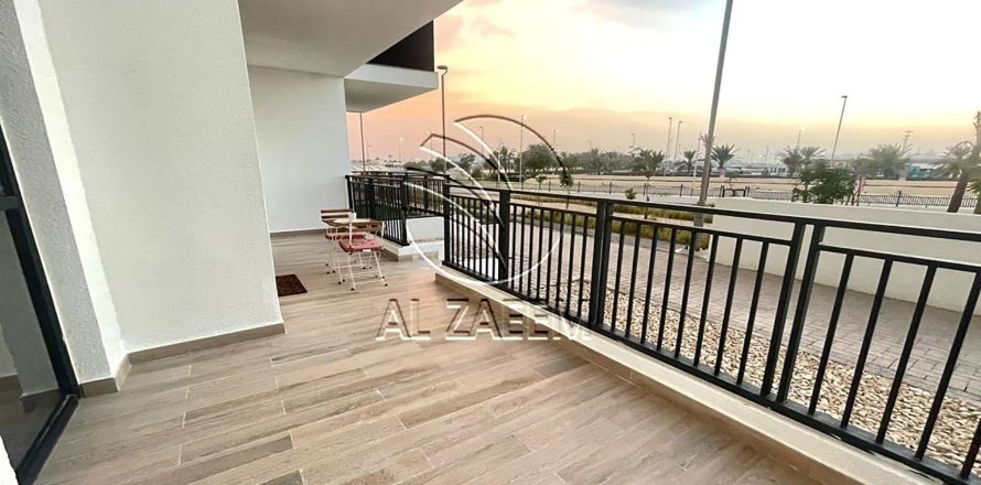 2 bedrooms Apartment on the Yas Island, UAE No. 89982