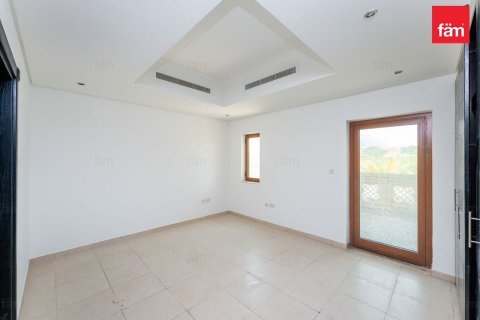 Villa de 5 dormitorios en Al Furjan, UAE No. 100807 21