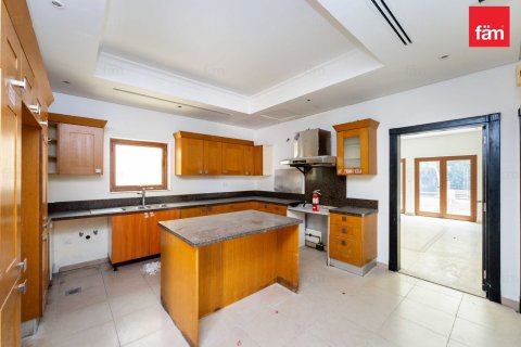 Villa de 5 dormitorios en Al Furjan, UAE No. 100807 6
