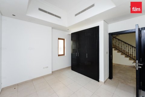 Villa de 5 dormitorios en Al Furjan, UAE No. 100807 7