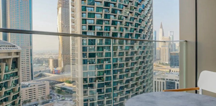 Appartement de 2 chambres à Dubai, UAE No. 104193