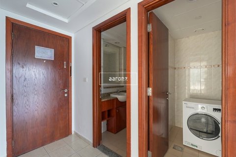 Apartment de 2 dormitorios en Jumeirah Lake Towers, UAE No. 102288 11