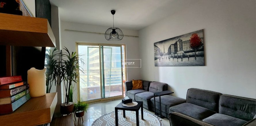 Apartment de 1 dormitorio en Jumeirah Lake Towers, UAE No. 102287