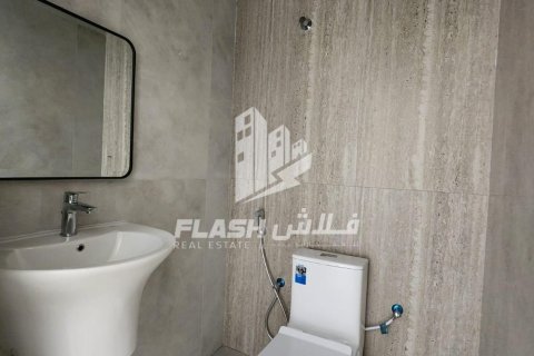 4 bedrooms Villa in Khuzam, UAE No. 88574 18