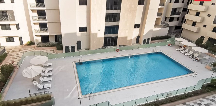Appartement de 2 chambres à Mirdif, UAE No. 88944