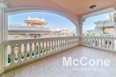 Apartment de 2 dormitorios en The Crescent, UAE No. 74291 20