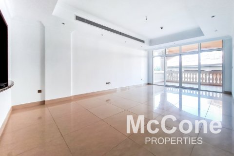 Apartment de 2 dormitorios en The Crescent, UAE No. 74291 2