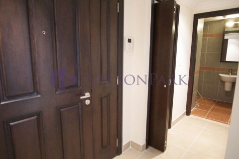 1 bedroom Apartment in Doha, Qatar No. 58014 8