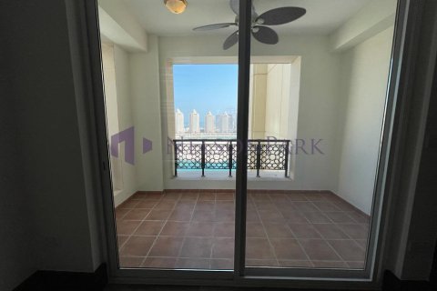 54m² Apartment in Doha, Qatar No. 58010 2