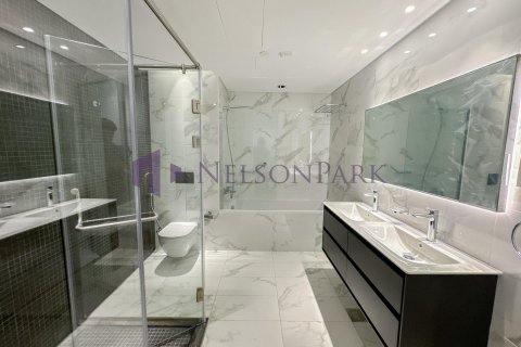 2 bedrooms Apartment in Doha, Qatar No. 58013 9