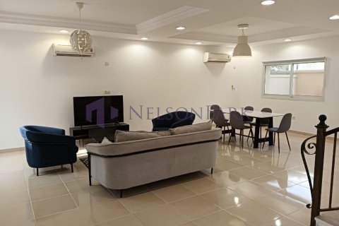 4 bedrooms Villa in Doha, Qatar No. 57949 1