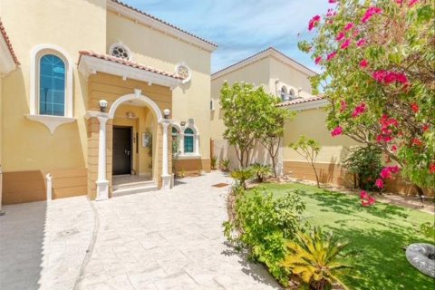 Villa de 3 dormitorios en Legacy, UAE No. 90667 2