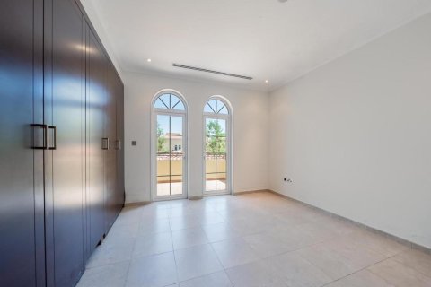 Villa de 3 dormitorios en Legacy, UAE No. 90667 4