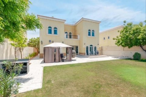 Villa de 3 dormitorios en Legacy, UAE No. 90667 12