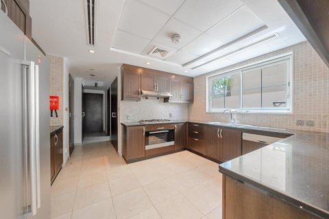 Villa de 3 dormitorios en Legacy, UAE No. 90667 11