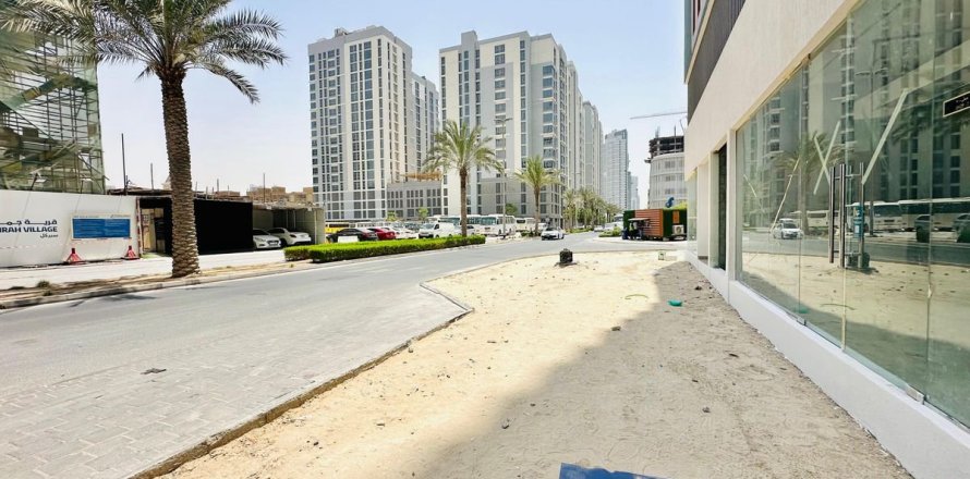 Shop de 79.4m² en Dubai, UAE No. 100921