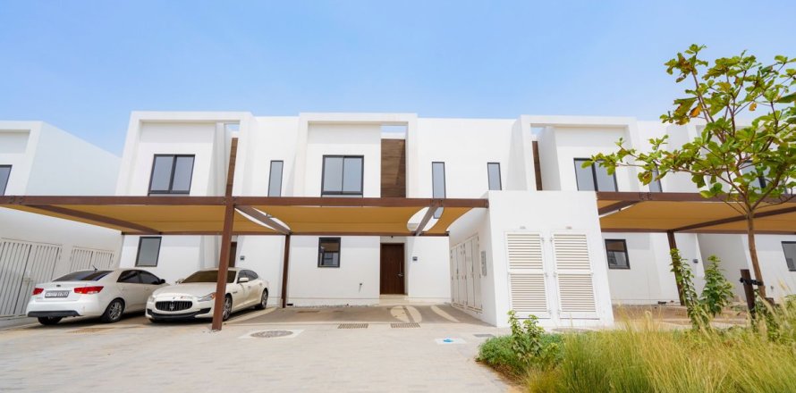 Townhouse de 2 dormitorios en Al Ghadeer 2, UAE No. 79425