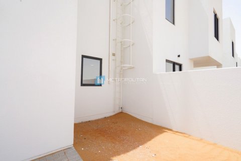 Townhouse de 2 dormitorios en Al Ghadeer 2, UAE No. 79425 22