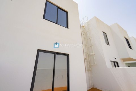 Townhouse de 2 dormitorios en Al Ghadeer 2, UAE No. 79425 5