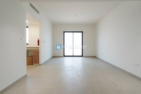 Townhouse de 2 dormitorios en Al Ghadeer 2, UAE No. 79425 2
