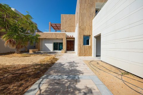 Villa de 6 dormitorios en The Marina, UAE No. 91589 17