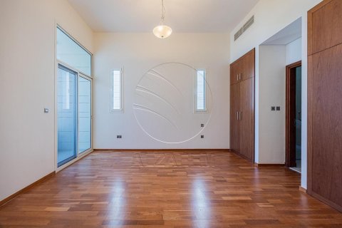Villa de 6 dormitorios en The Marina, UAE No. 91589 10