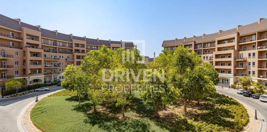 Apartment de 2 dormitorios en Motor City, UAE No. 84131