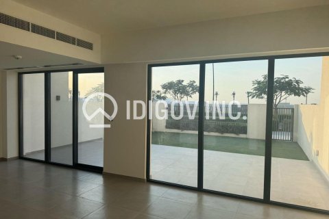 3 bedrooms Villa in The Valley, UAE No. 86063 2