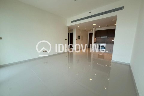 1 bedroom Apartment in EMAAR Beachfront, UAE No. 86061 1