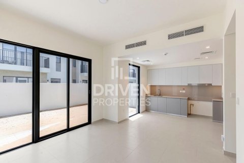 4 غرف نوم فيلا في EMAAR South, الإمارات العربية المتحدة رقم 85815 3