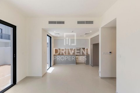 4 غرف نوم فيلا في EMAAR South, الإمارات العربية المتحدة رقم 85815 4