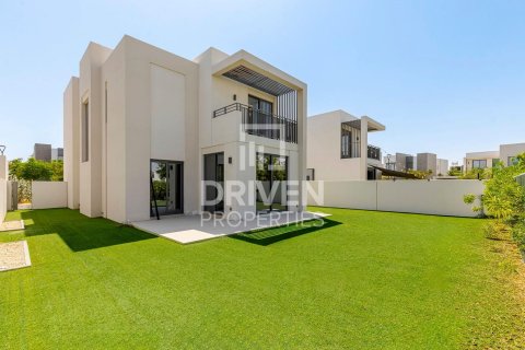 4 غرف نوم فيلا في EMAAR South, الإمارات العربية المتحدة رقم 85816 17